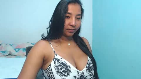 Loretta Gmez online show from April 28, 10:03 pm