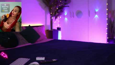 LoretteLorena online show from March 17, 7:13 am