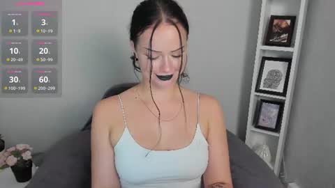 Lori online show from July 7, 6:47 am