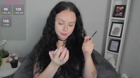 Lori online show from July 18, 2:24 am