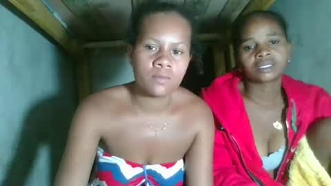 lorienne98 online show from May 16, 10:36 am