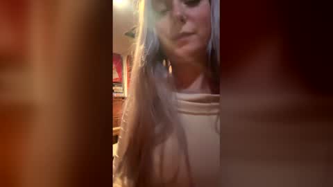 Lorelai Kane online show from December 21, 5:25 am