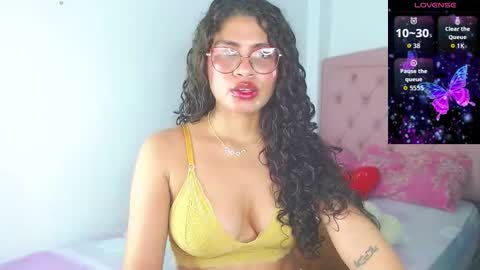Snapshot of lorraine_rosse chatting on October 3, 6:21 am lorraine online show from October 3, 6:21 am