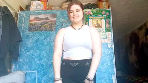 Lisa online show from March 25, 7:37 am