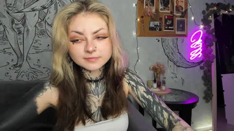 lostallice online show from January 28, 8:36 am