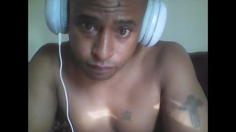 LostGeckos online show from November 8, 8:45 pm