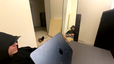 lostpuppyboy online show from March 8, 8:29 am