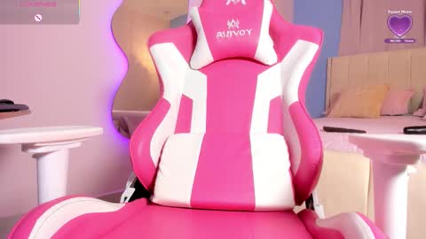 Lou online show from February 7, 2:09 pm