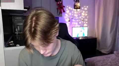 louie_evans online show from March 3, 7:10 pm