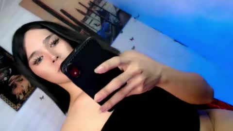 Snapshot of louilalicious chatting on February 3, 7:29 am louilalicious online show from February 3, 7:29 am