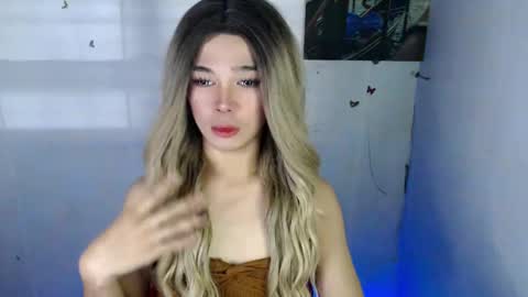 Snapshot of louilalicious chatting on February 11, 5:58 am louilalicious online show from February 11, 5:58 am