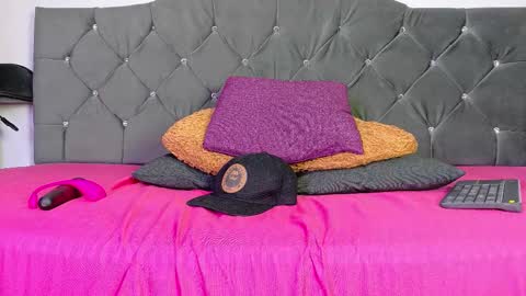 OF louis bcasta1 online show from October 27, 8:31 pm