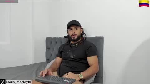 louis_marley_ online show from July 1, 7:55 pm