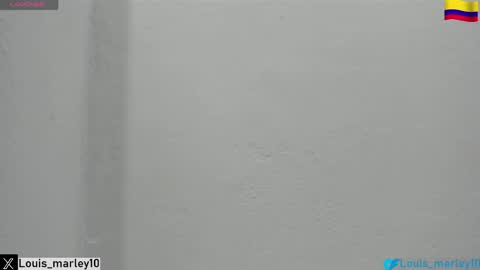louis_marley_ online show from May 29, 7:23 pm