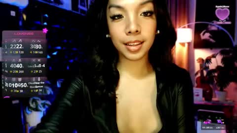 Louisa online show from May 2, 3:23 am