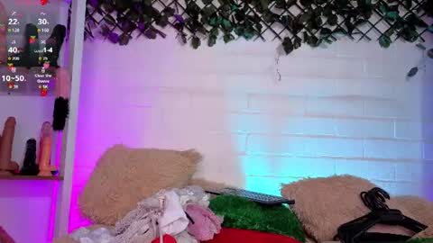  LouIse  online show from June 25, 5:40 pm