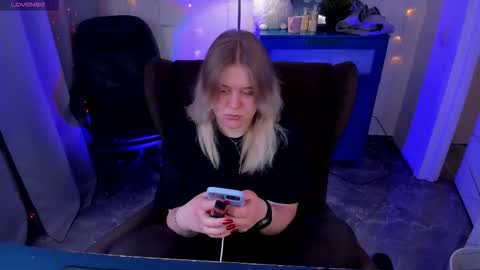 Loise online show from February 1, 9:12 pm