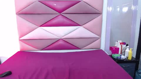louren_jhonsonx21 online show from September 24, 4:58 pm
