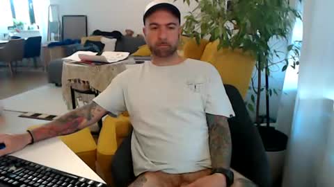 Guapito online show from June 26, 7:58 am