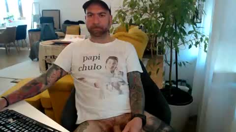 Guapito online show from June 30, 8:47 am