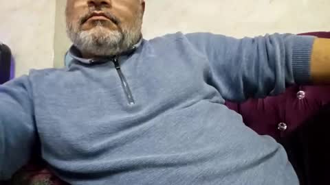 love4___y online show from December 11, 9:19 am