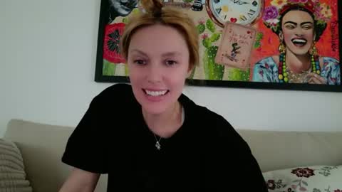 love_call online show from June 17, 10:20 am