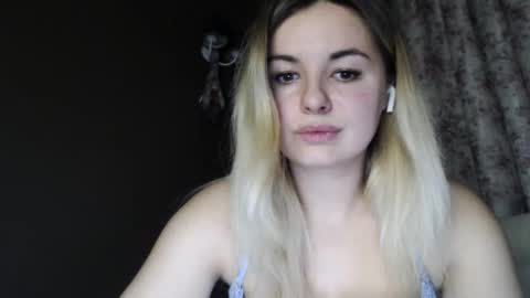 Megane online show from March 14, 6:23 pm