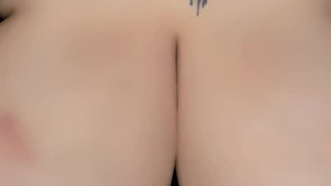 Snapshot of love_insidee chatting on October 30, 8:04 am Sailor online show from October 30, 8:04 am