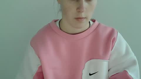 Vivian online show from November 23, 11:08 am