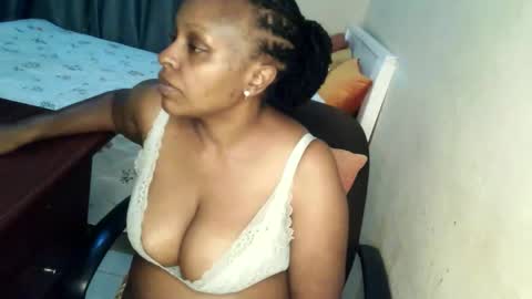 loveedee4 online show from May 14, 9:57 pm