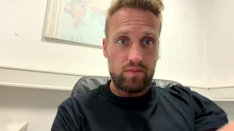 Snapshot of lovefuesse chatting on September 10, 8:04 am lovefuesse online show from September 10, 8:04 am