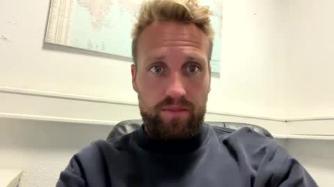 Snapshot of lovefuesse chatting on September 23, 7:57 am lovefuesse online show from September 23, 7:57 am