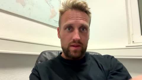 Snapshot of lovefuesse chatting on September 8, 2:49 pm lovefuesse online show from September 8, 2:49 pm