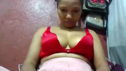 loveinlife750427 online show from April 25, 3:52 am