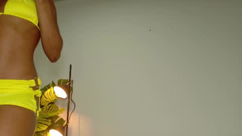 Val online show from July 12, 2:04 am