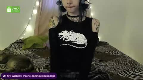 Alex  Violet online show from February 5, 3:37 pm