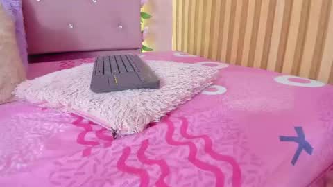 Kissy online show from July 2, 6:35 pm