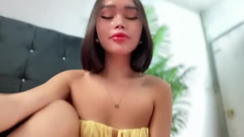lovely_cittie18 online show from June 24, 3:57 am