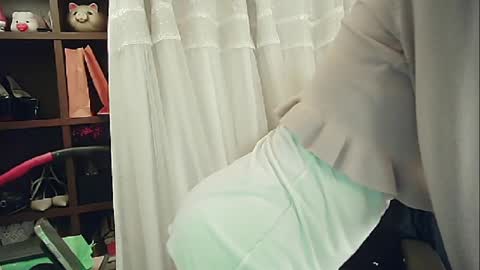 DANA KIM online show from February 13, 7:42 pm