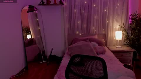 Emma online show from June 16, 1:37 pm
