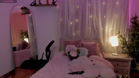 Emma online show from June 22, 1:07 pm