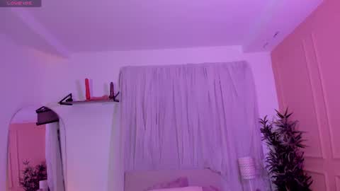 Emma online show from July 2, 1:05 pm
