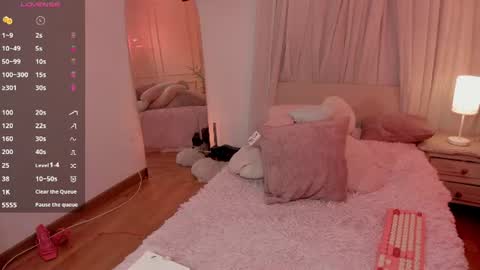 Emma online show from July 23, 2:53 am