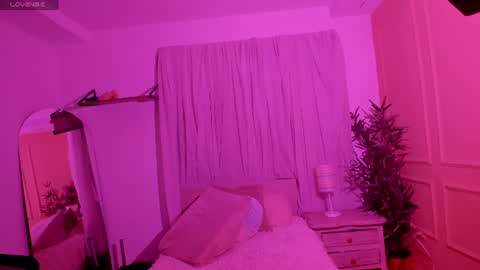 Emma online show from July 15, 1:27 pm