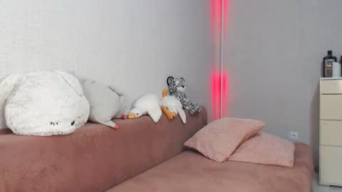 Lovely Hayley online show from March 14, 10:14 pm