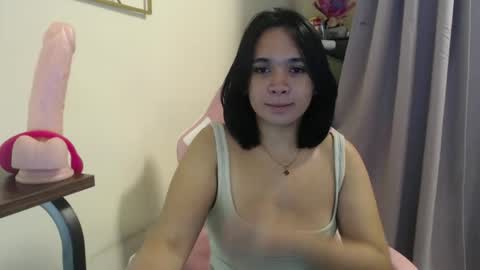 LOVE online show from November 6, 6:55 pm