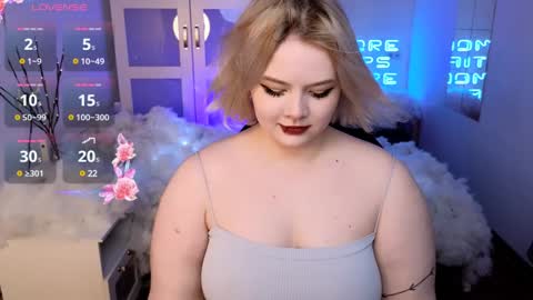 lovely_leilla online show from December 21, 9:36 pm