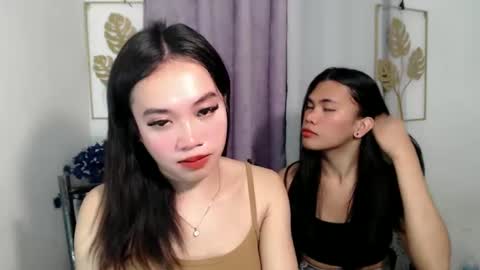lovely_lianne online show from April 23, 5:59 am