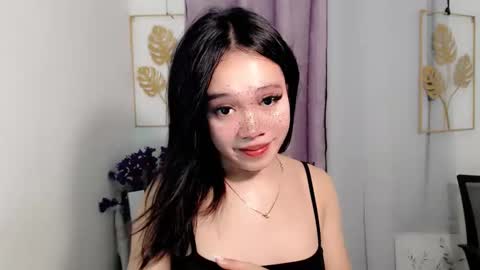 lovely_lianne online show from April 26, 3:37 am