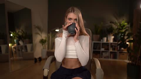 Very miss youWill be back soon Tammy online show from November 30, 3:30 pm